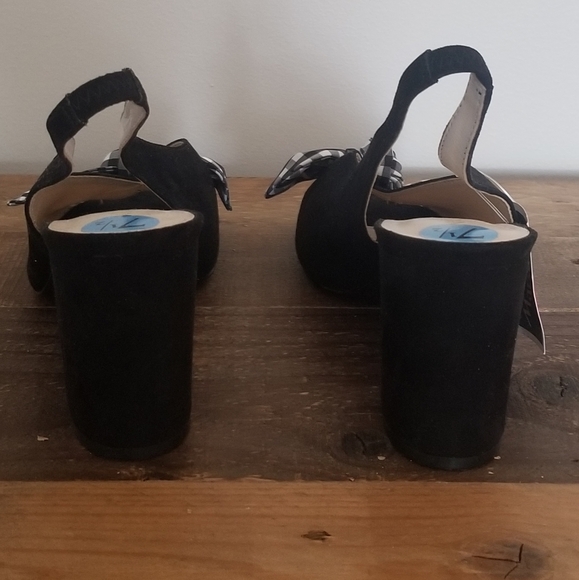 Nine West Gaerwan Slingbacks size 7.5 - Picture 2 of 4